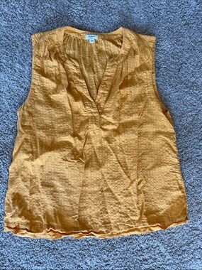 dylan mustard textured V-neck sleeveless top